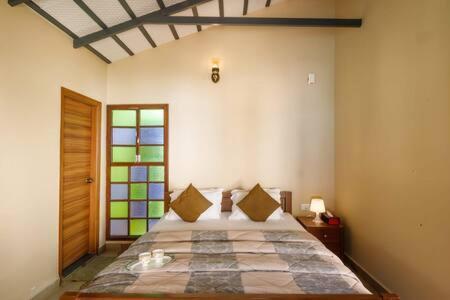 Golden Radiance Airyaman Spa & Pool Villa Breakfast & Spa Included Mysore Exteriör bild